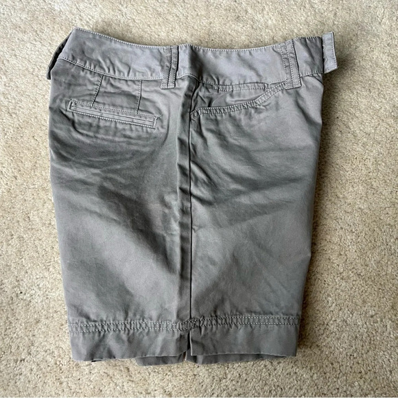 ✨EDDIE BAUER Women’s Mercer Fit Brown Shorts - Size 4 - VGUC - 100% Cotton - Picture 5 of 7